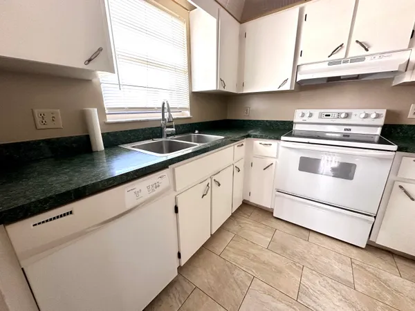 $2,450 | 326 Jupiter Lakes Boulevard, Unit 2321C, Jupiter, FL 33458