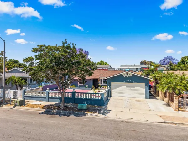 $790,000 | 240 Ledgewood Lane, San Diego, CA 92114