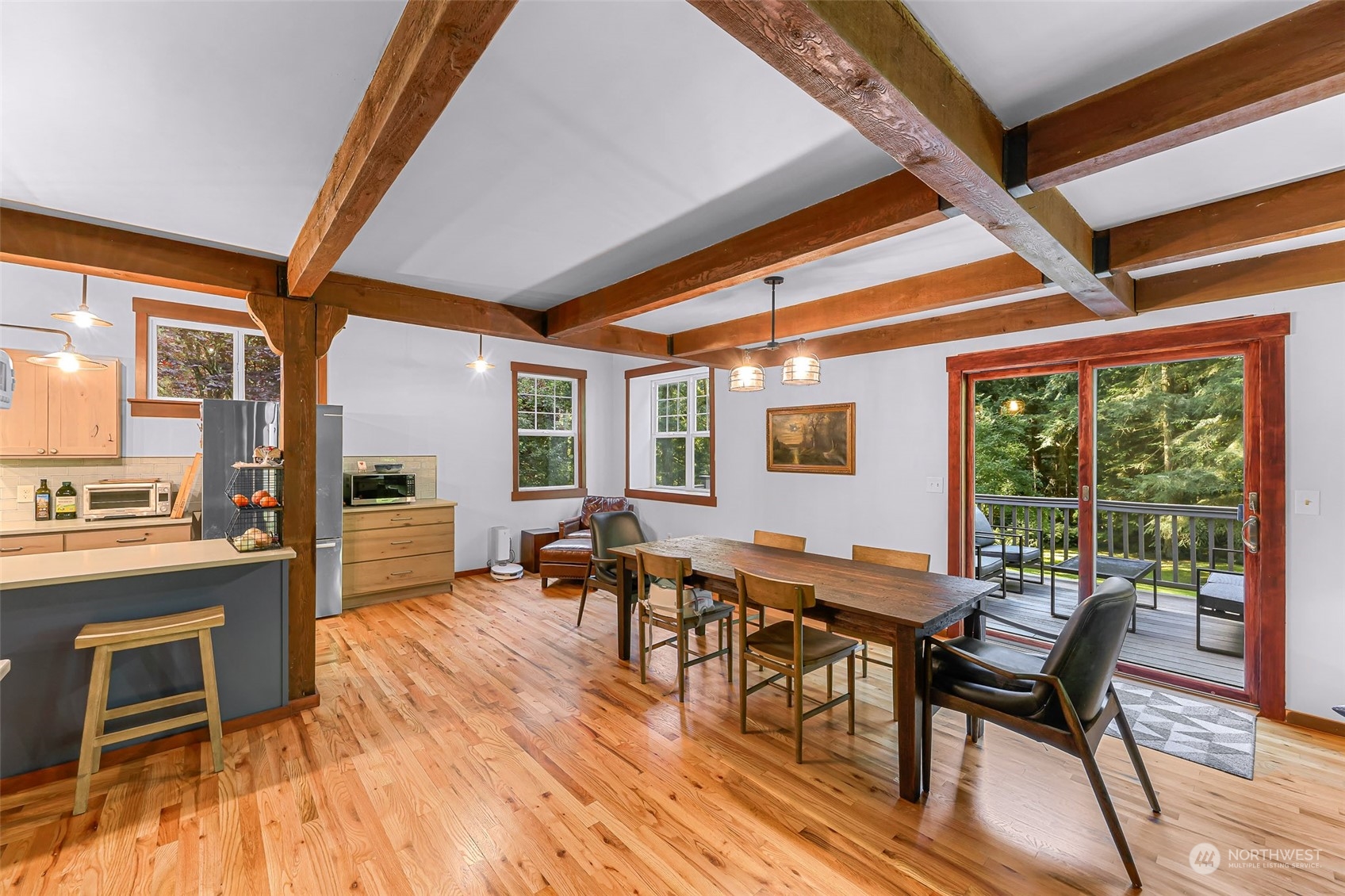 7685 Cultus Bay Road Clinton, WA 98236 - Photo 11 of 40 Gallery Image 11