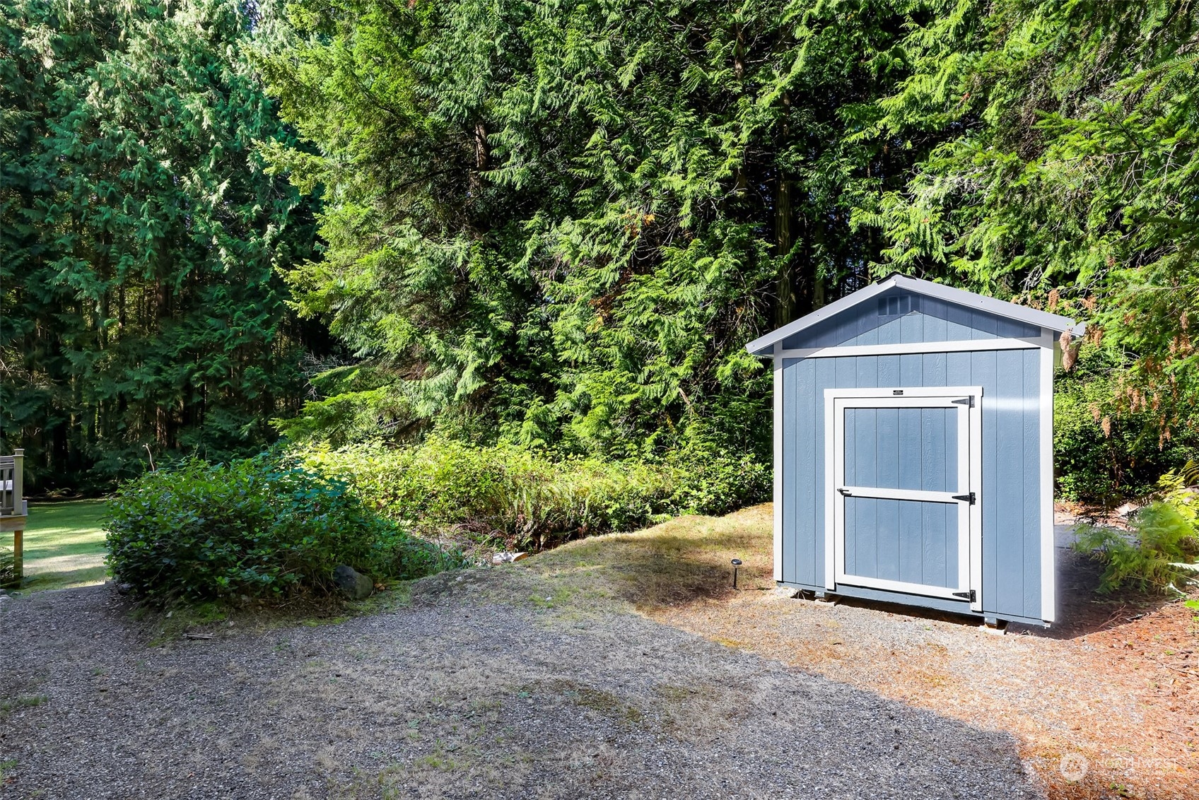 7685 Cultus Bay Road Clinton, WA 98236 - Photo 34 of 40 Gallery Image 34
