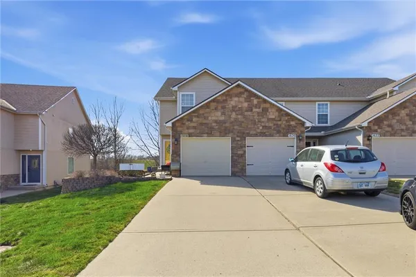 $250,000 | 1618 North 128th Street, Kansas City, KS 66109