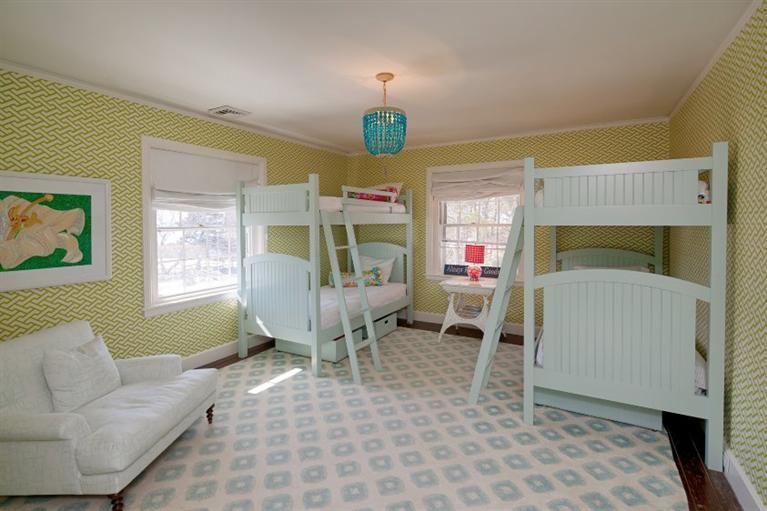 150 Sea View Avenue Osterville, MA 02655 - Photo 16 of 26 a living room with furniture and a window