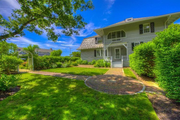 150 Sea View Avenue Osterville, MA 02655 - Photo 3 of 26 a front view of a house with garden