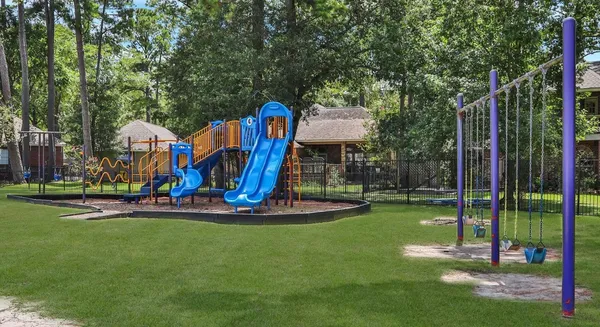 $319,900 | 12775 Virgo Drive, Willis, TX 77318
