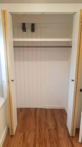 $1,700 | 11 Dana Avenue, Unit APARTMENT 1, Kittery, ME 03904