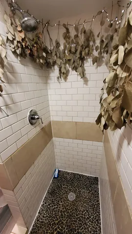 $1,700 | 11 Dana Avenue, Unit APARTMENT 1, Kittery, ME 03904