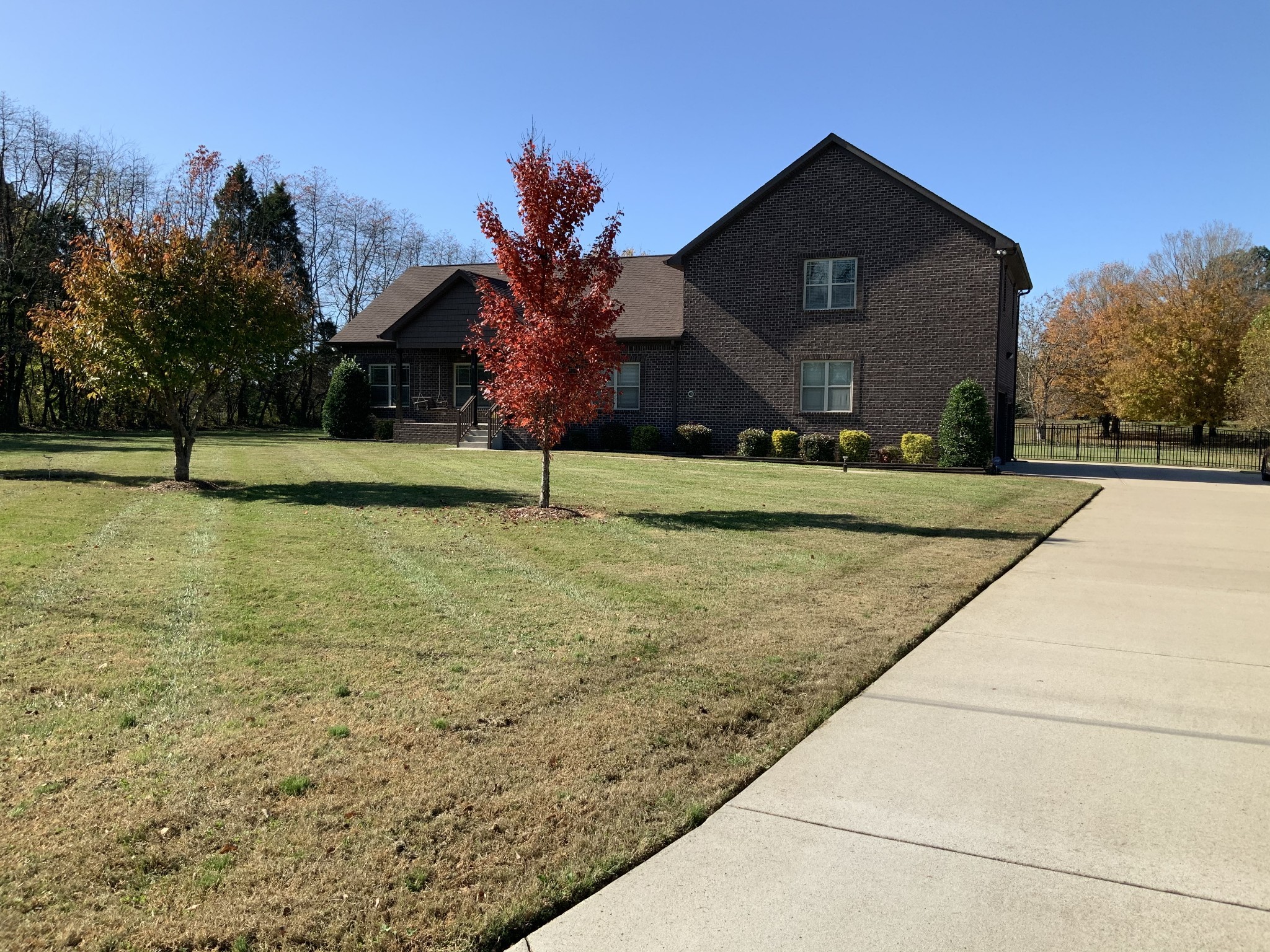 592 Burnett Road Mount Juliet, TN 37122 - Photo 2 of 14 Gallery Image 2