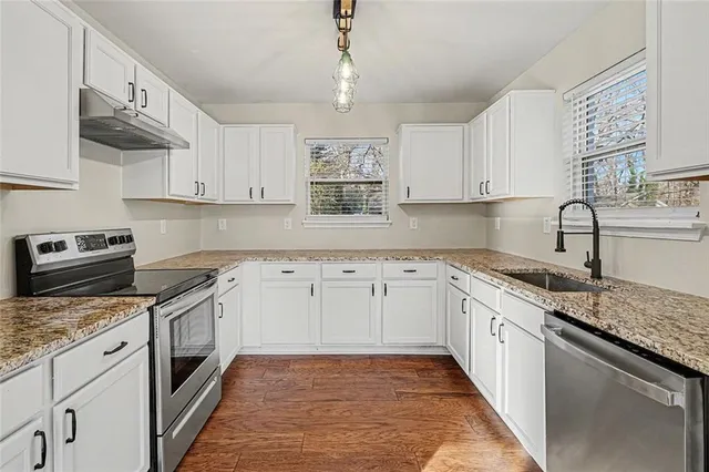 $235,000 | 615 Mincey Court, Stone Mountain, GA 30087