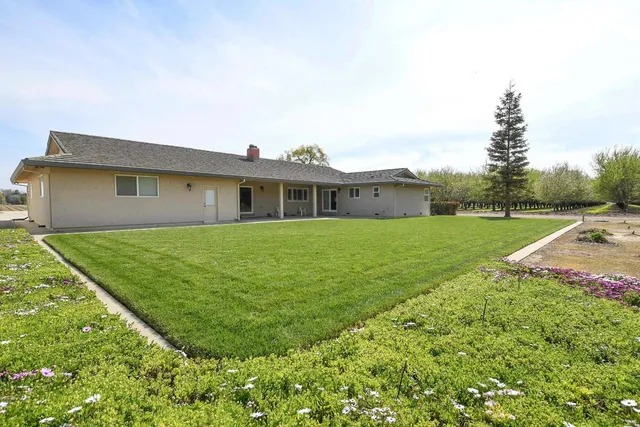 $2,500,000 | 16750 County Road 96, Woodland, CA 95695