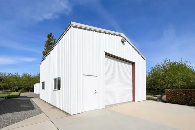 $2,500,000 | 16750 County Road 96, Woodland, CA 95695