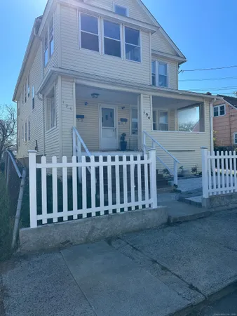 a view of a house with porch