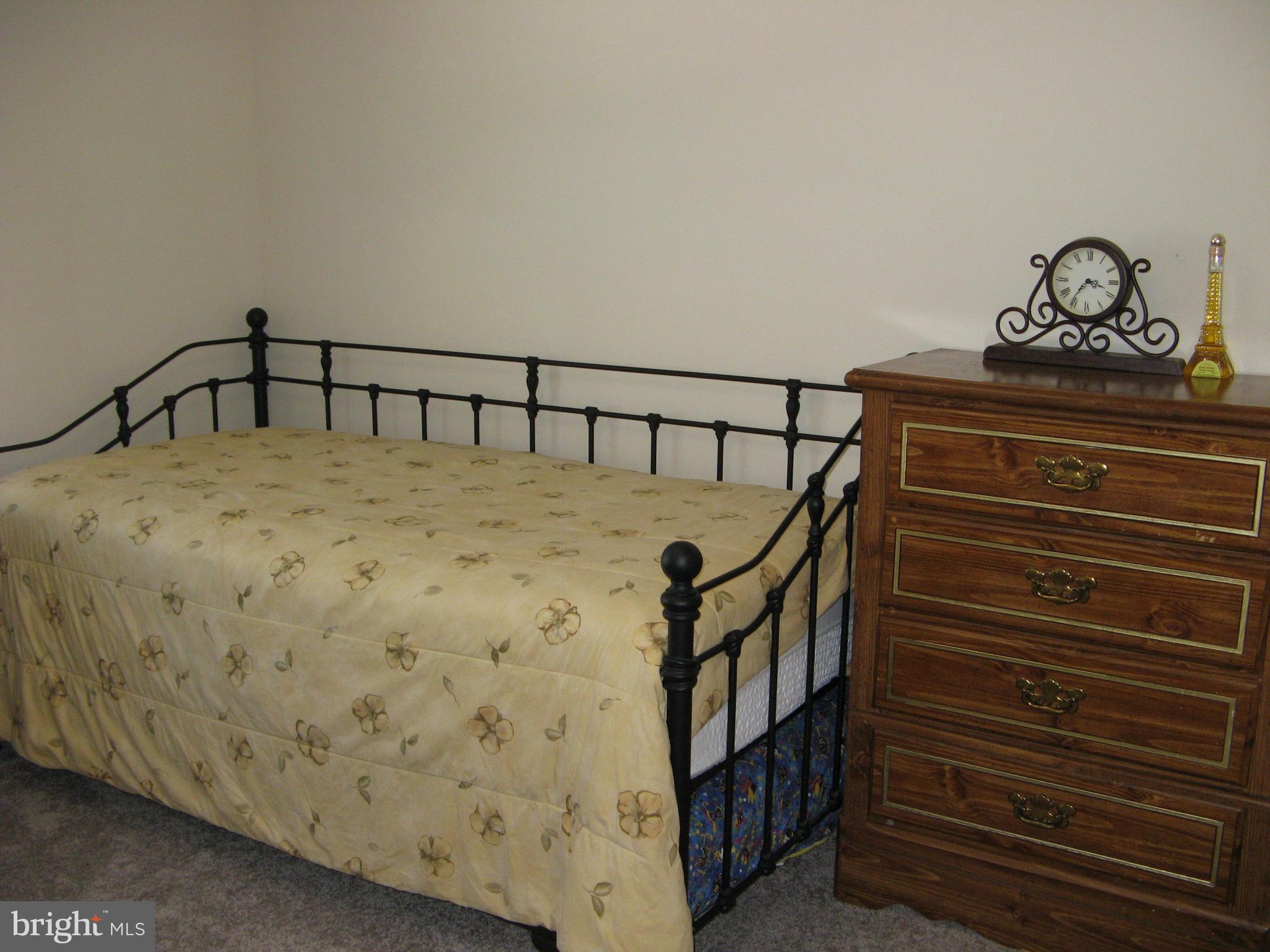 57 Oak Lane Colonial Beach, VA 22443 - Photo 30 of 47 a view of entryway