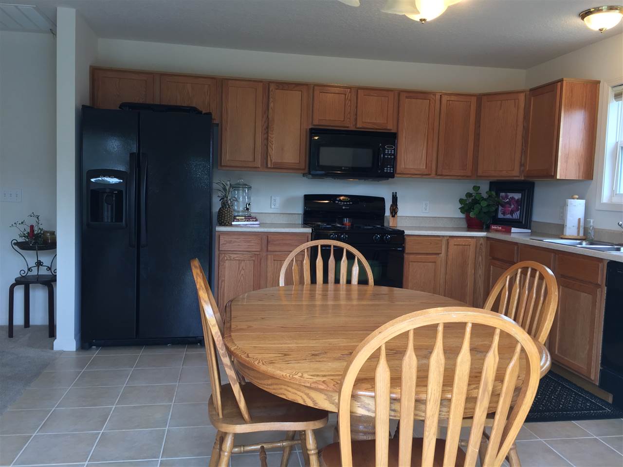 234 Riley Place Fort Wayne, IN 46825 - Photo 14 of 27 Gallery Image 14