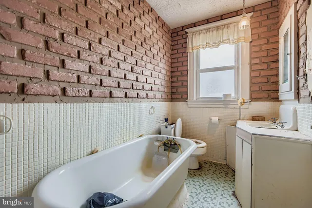 $275,000 | 4514 Kenwood Avenue, Baltimore, MD 21206