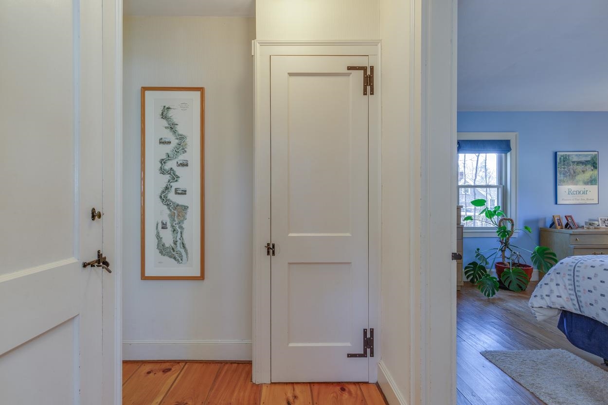 82 Penacook Road Hopkinton, NH 03229 - Photo 13 of 36