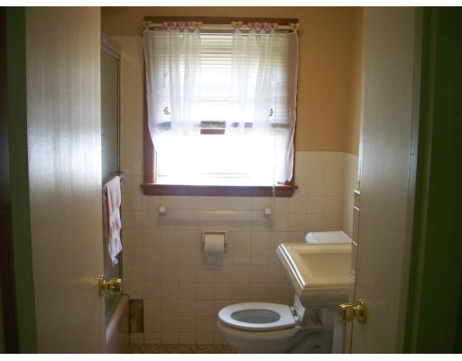 11 Blueview Road Boston, MA 02132 - Photo 12 of 13 Gallery Image 12