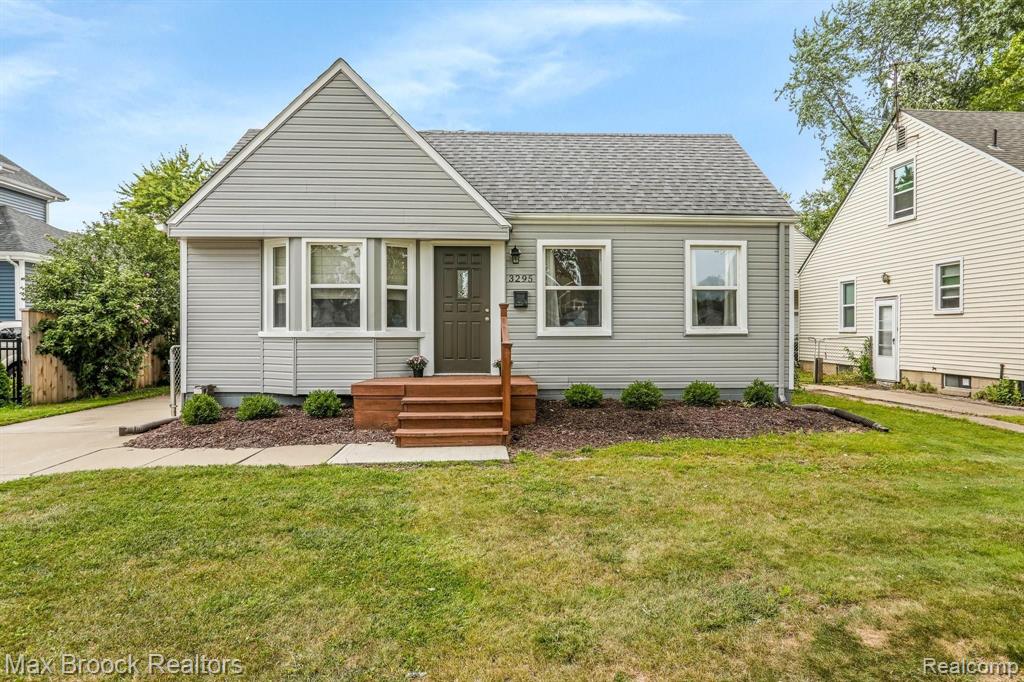 3295 Cumberland Road Berkley, MI 48072 - Photo 19 of 25