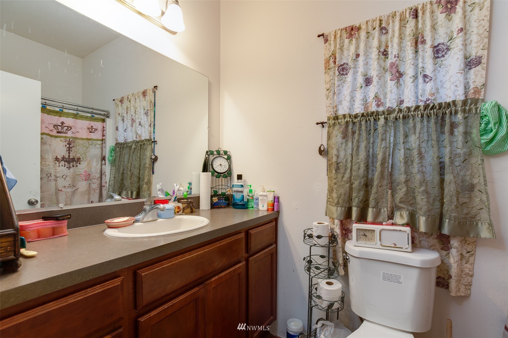 4116 Jones Road Oak Harbor, WA 98277 - Photo 24 of 37 Gallery Image 24