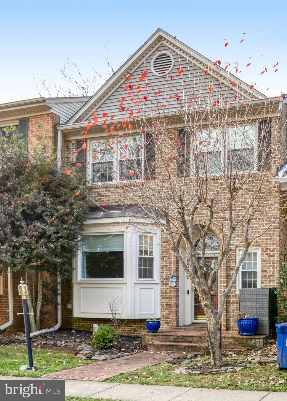 8046 Galla Knoll Circle Springfield, VA 22153 - Photo 2 of 38 a front view of a building