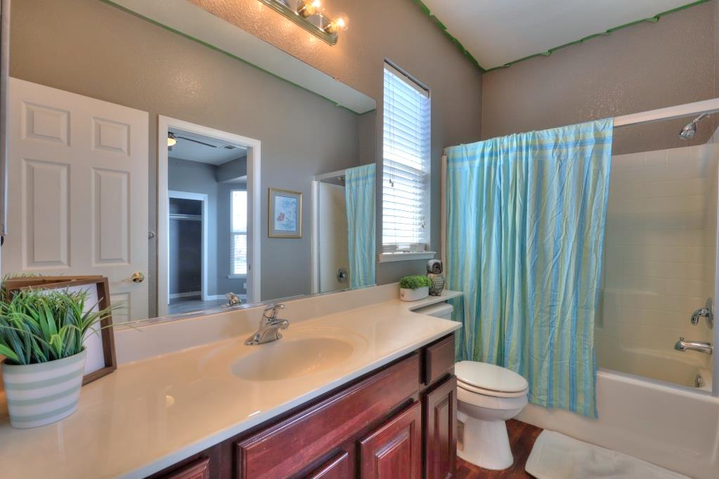6801 Varni Way Hughson, CA 95326 - Photo 46 of 70