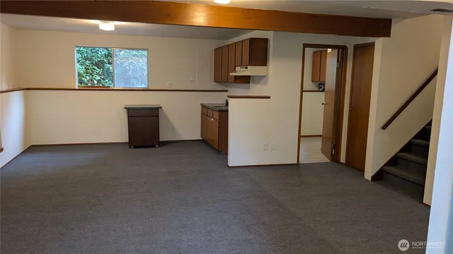 a view of a storage & utility room with washer and dryer
