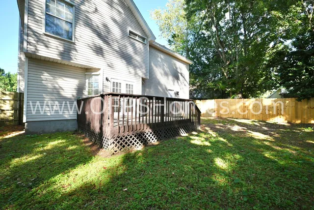 $2,100 | 391 Brookwood Boulevard, Mary Esther, FL 32569