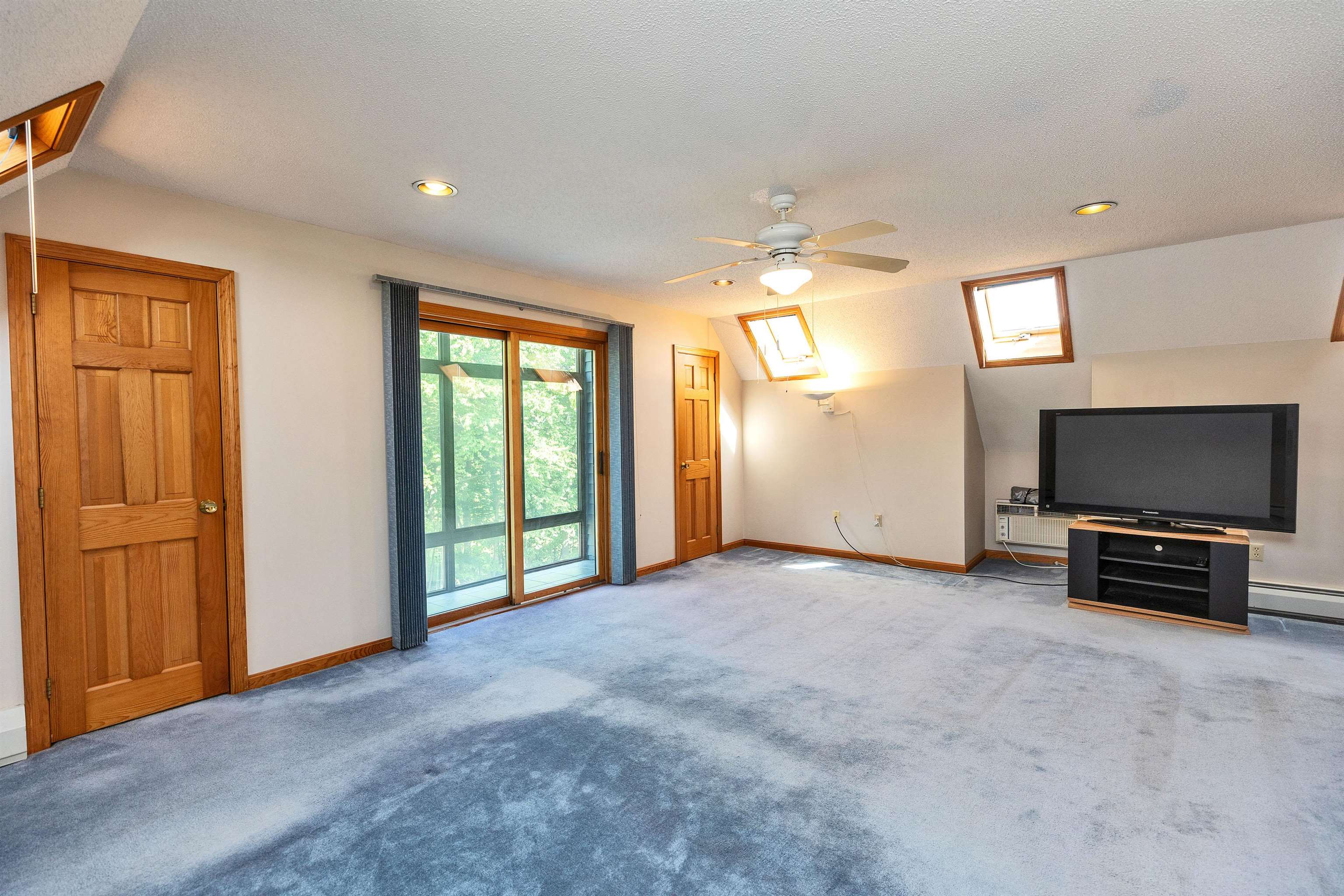 8 Longview Drive Bow, NH 03304 - Photo 43 of 59