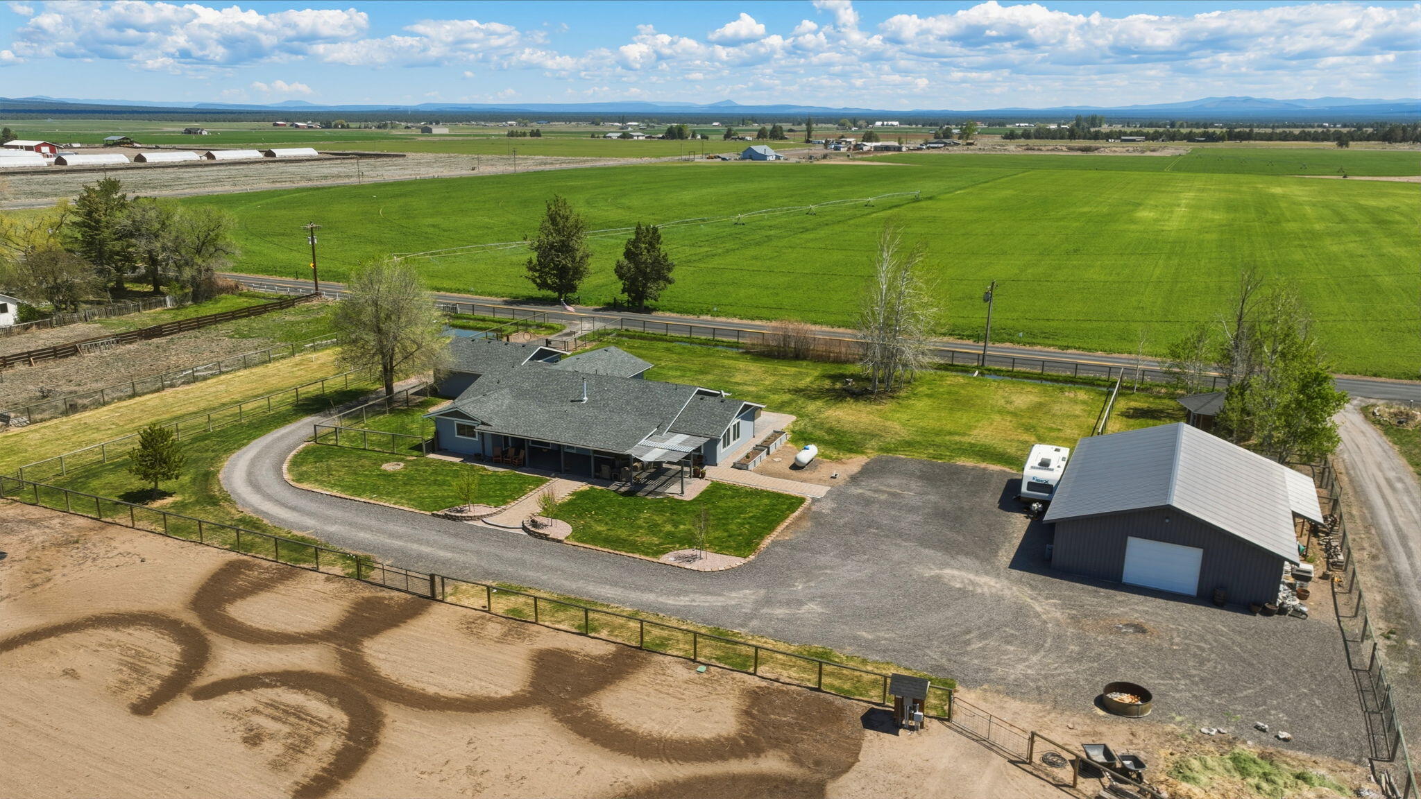 26345 Walker Road Bend, OR 97701 - Photo 77 of 98 73-web-or-mls-Riley_Visuals_015