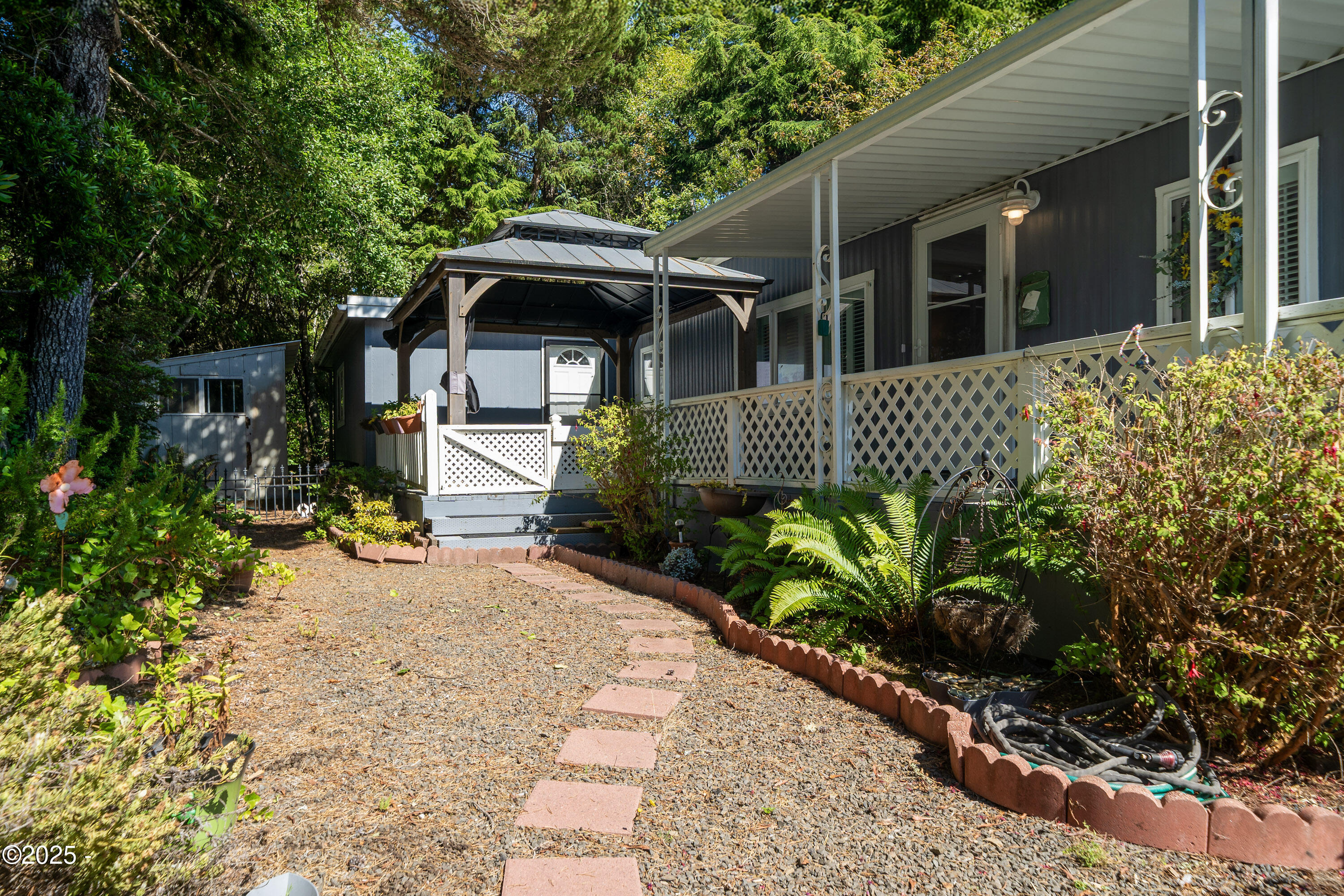4875 Highway 101, Unit 92 Depoe Bay, OR 97341 - Photo 1 of 26 Newer Metal Gazebo