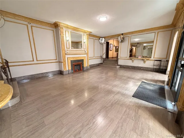 $199,000 | 61-41 Saunders Street, Unit B27 | Rego Park