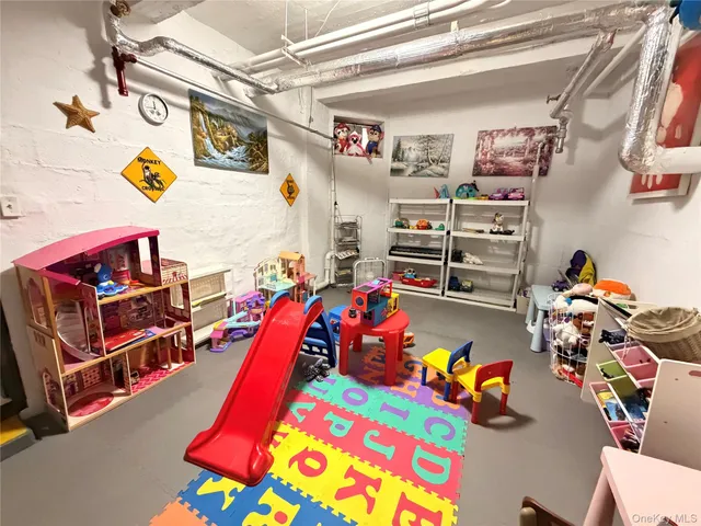 $199,000 | 61-41 Saunders Street, Unit B27 | Rego Park