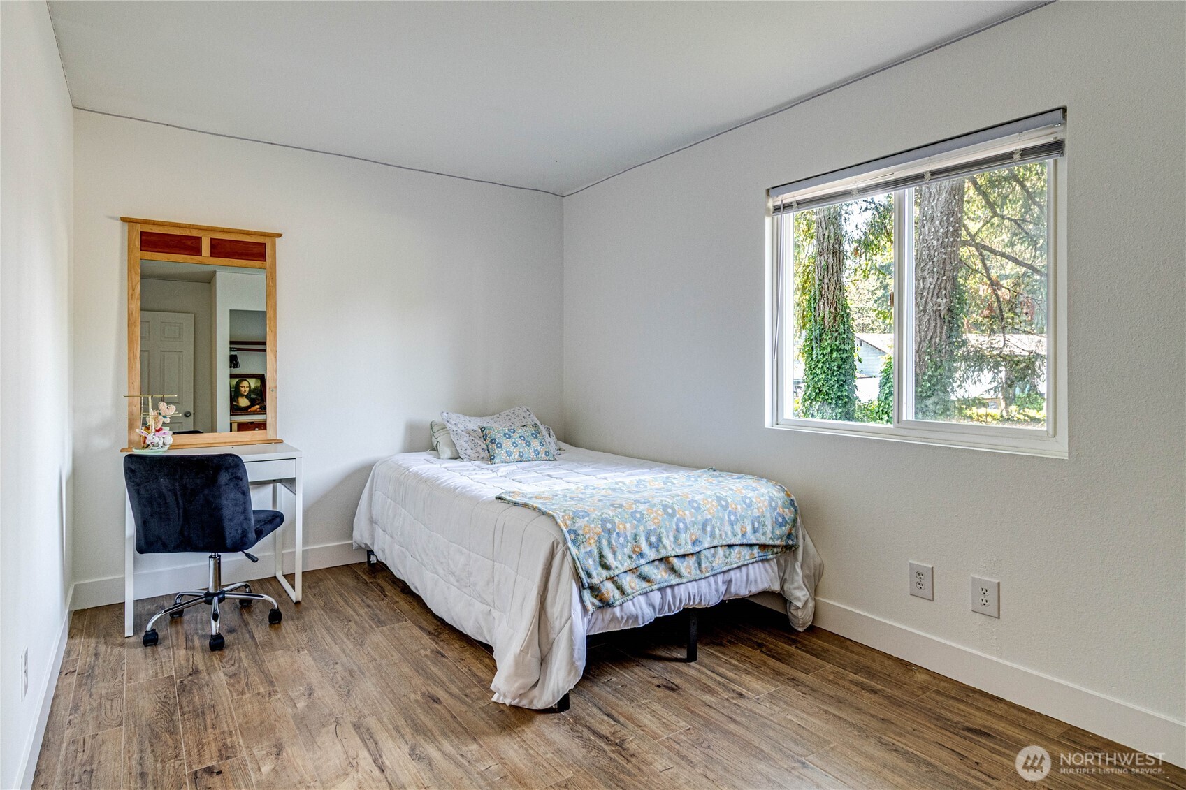21925 2nd Avenue Southeast Bothell, WA 98021 - Photo 15 of 28 Gallery Image 15