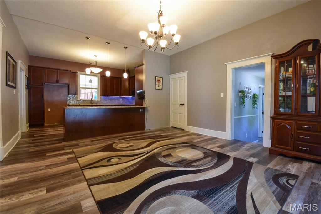 821 North State Street Litchfield, IL 62056 - Photo 13 of 48