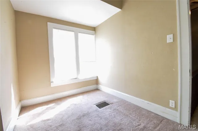 $274,999 | 821 North State Street, Litchfield, IL 62056