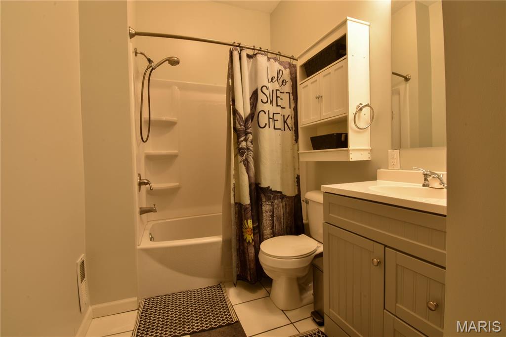 821 North State Street Litchfield, IL 62056 - Photo 30 of 48