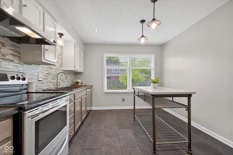 $359,900 | 12764 Charing Cross Road, Carmel, IN 46033