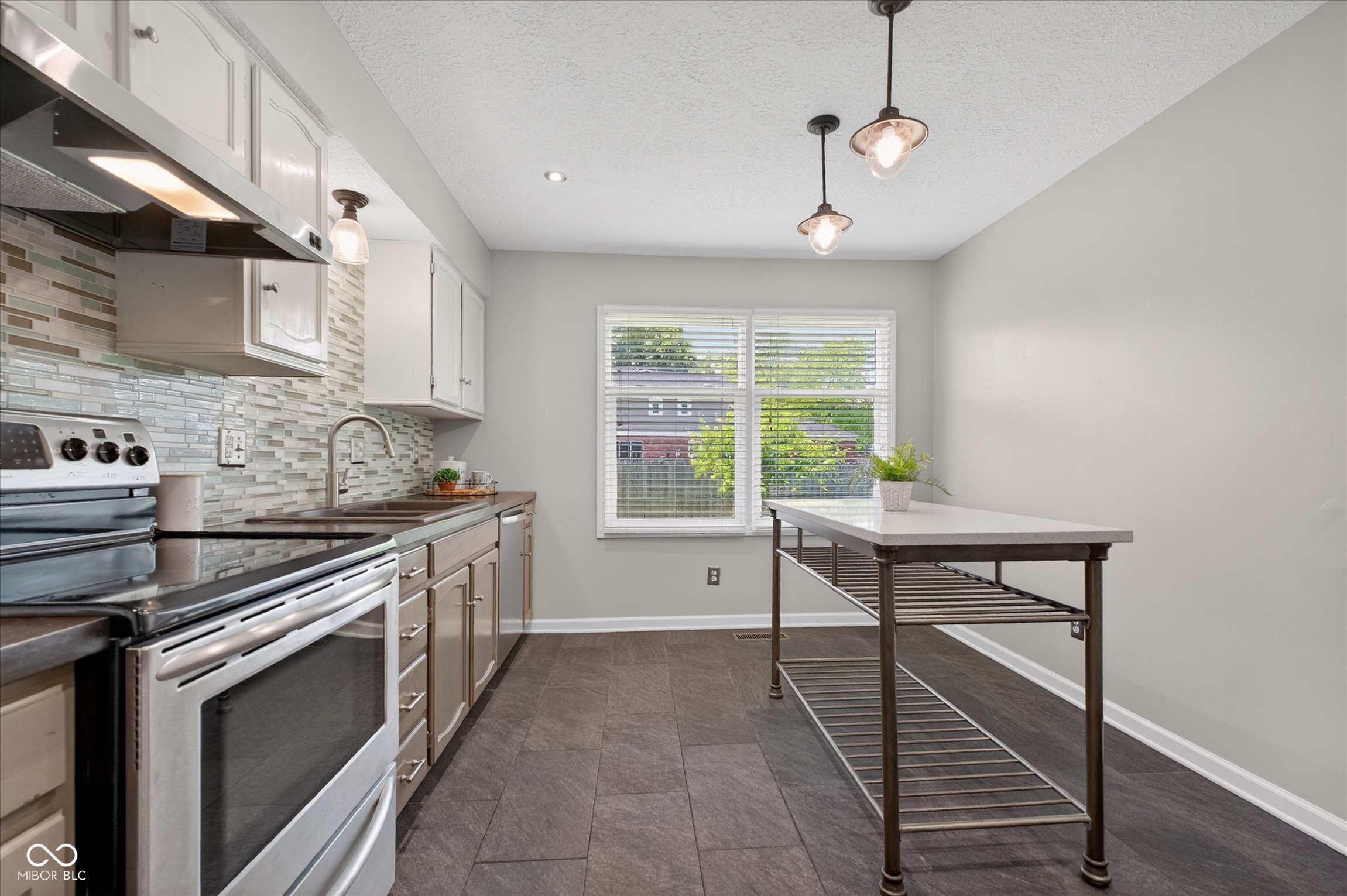 12764 Charing Cross Road Carmel, IN 46033 - Photo 17 of 51