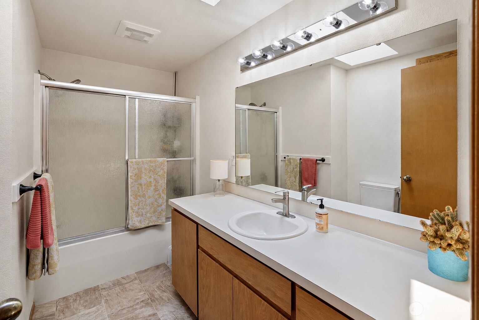 1250 Roe Street Steilacoom, WA 98388 - Photo 23 of 31 Gallery Image 23