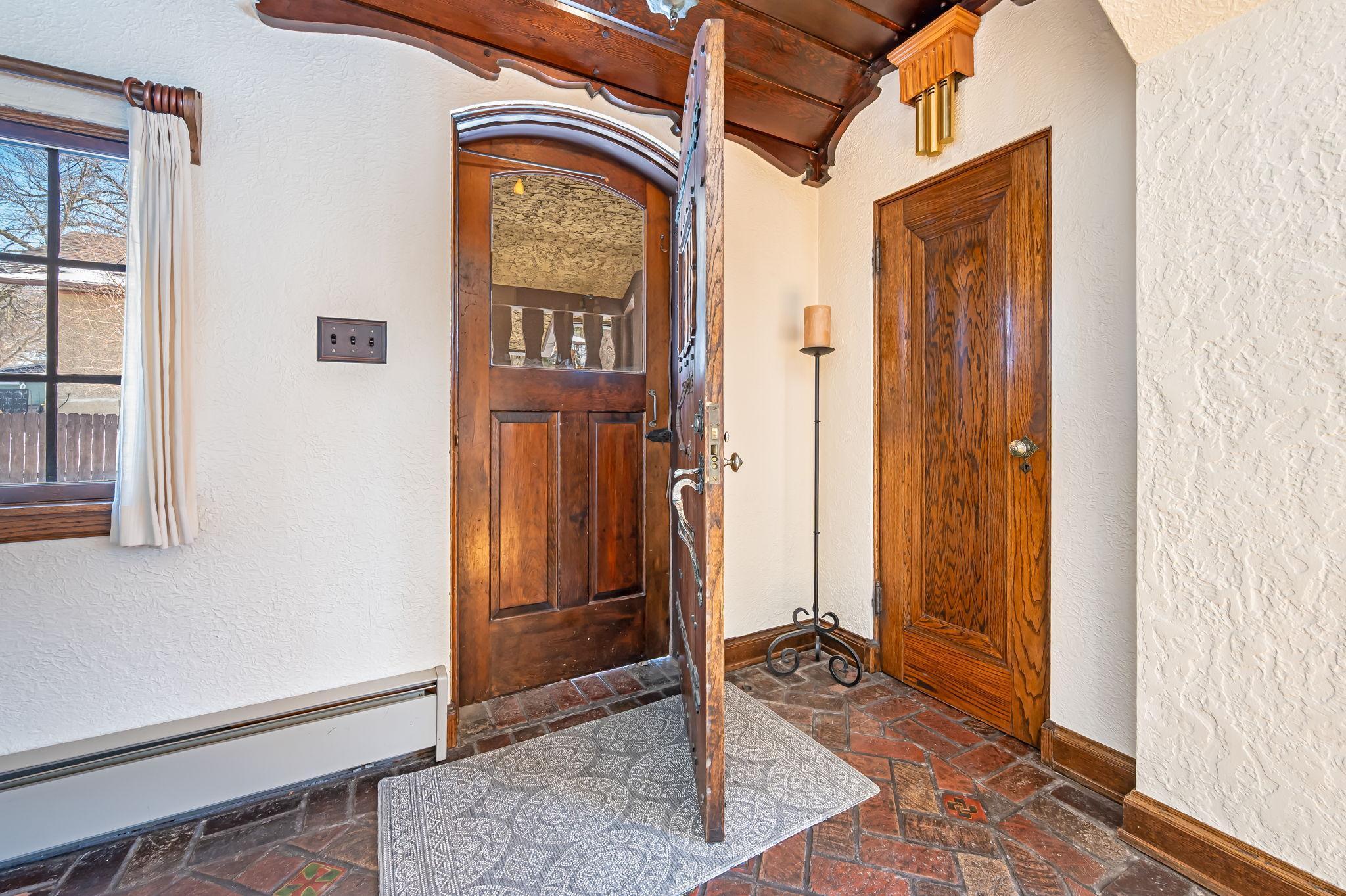 126 West 2nd Street Blue Earth, MN 56013 - Photo 4 of 42