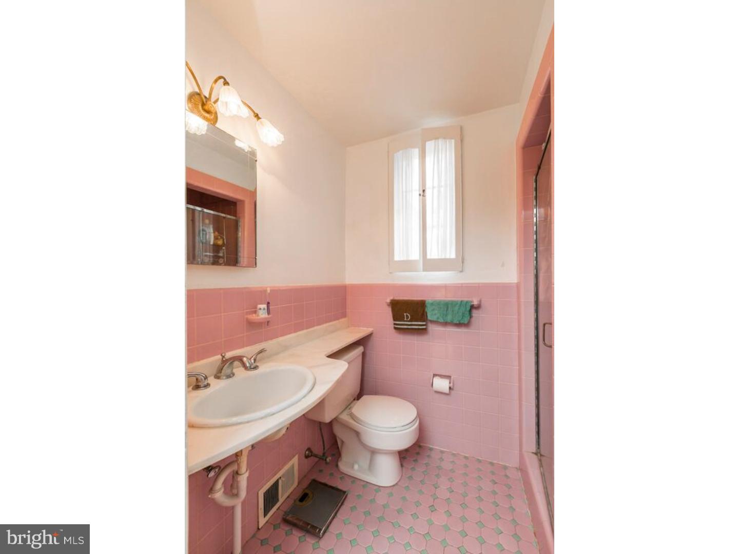 26 Levering Circle Bala Cynwyd, PA 19004 - Photo 14 of 24 Bathroom