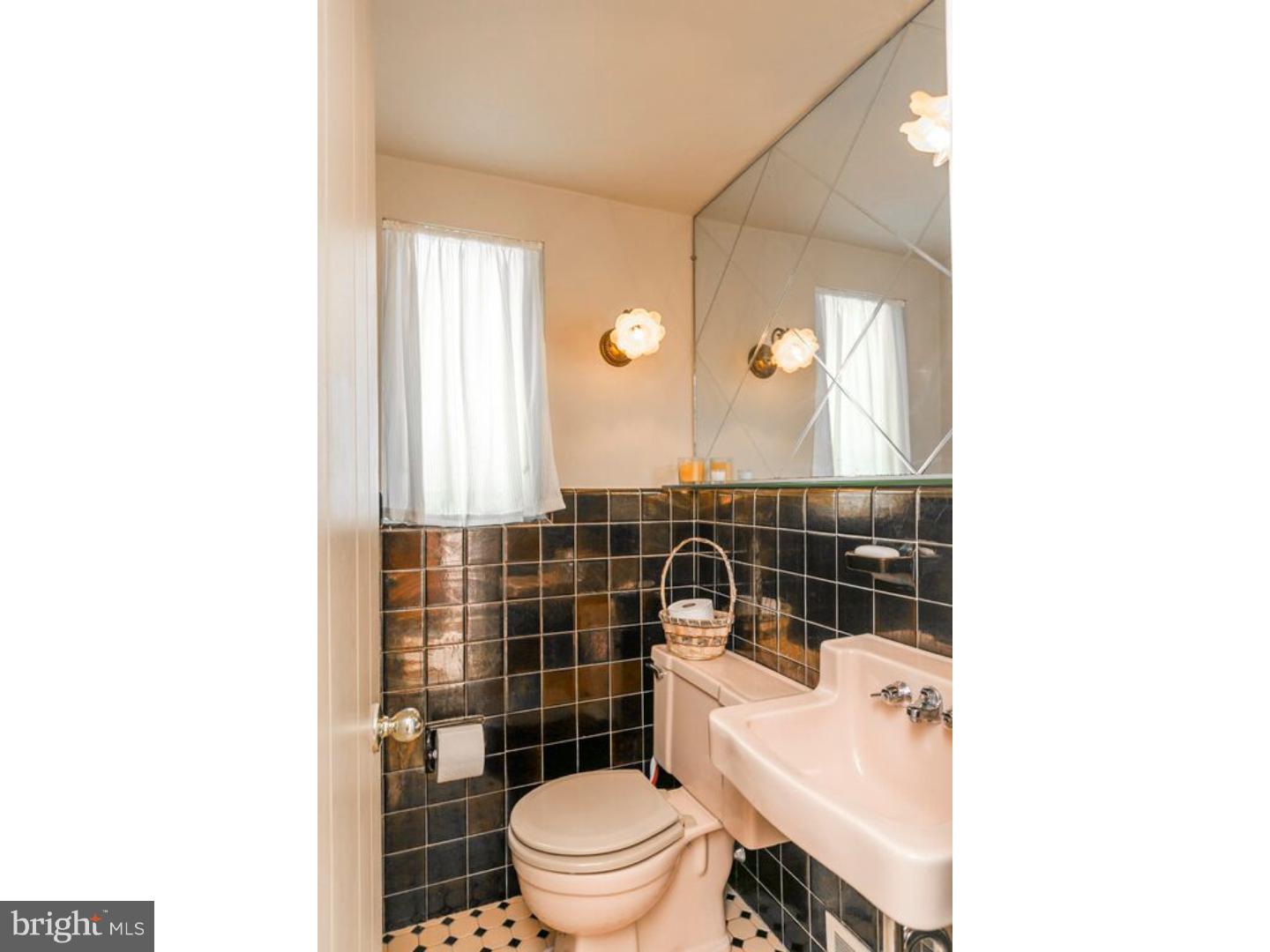 26 Levering Circle Bala Cynwyd, PA 19004 - Photo 18 of 24 Bathroom