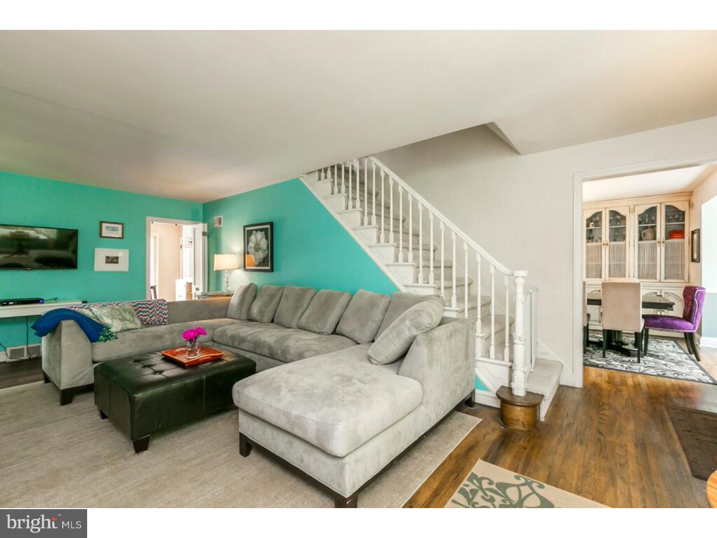 26 Levering Circle Bala Cynwyd, PA 19004 - Photo 4 of 24 Living Room