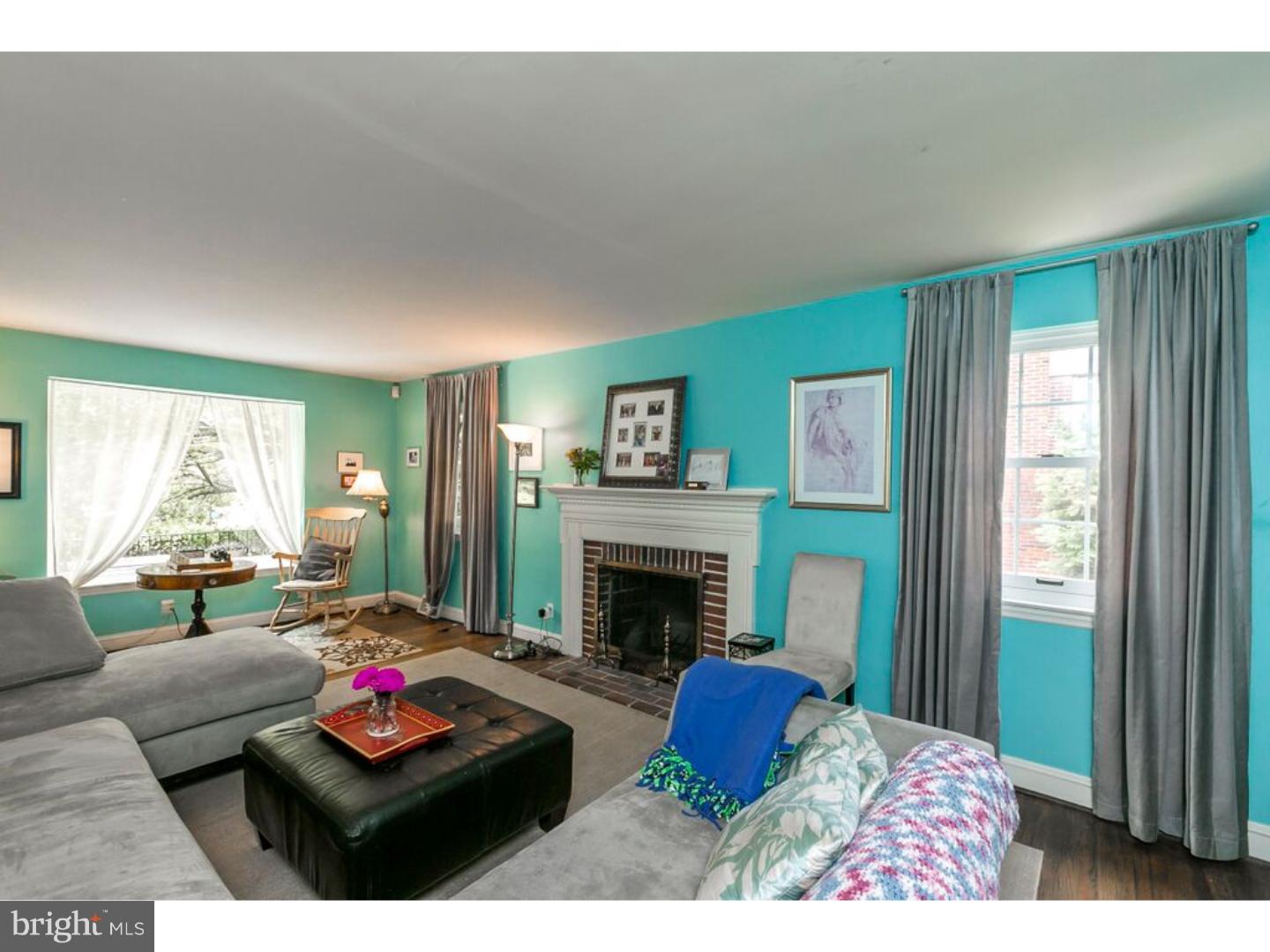 26 Levering Circle Bala Cynwyd, PA 19004 - Photo 5 of 24 Living Room