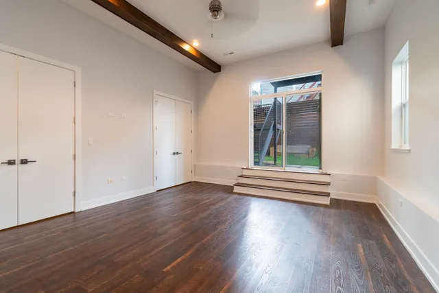 $979,500 | 1920 South Shelby Court, Chicago, IL 60608