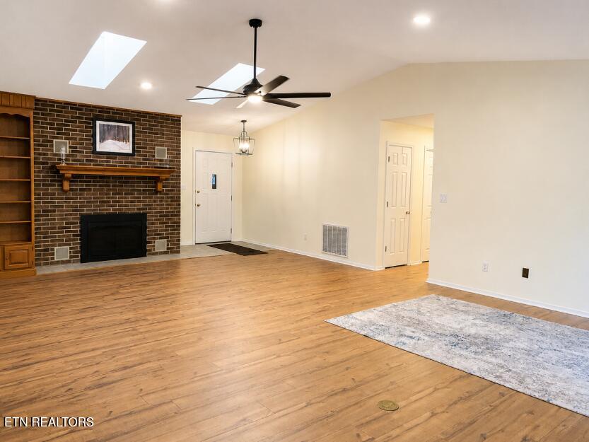 212 Tooweka Lane Loudon, TN 37774 - Photo 19 of 52 living room