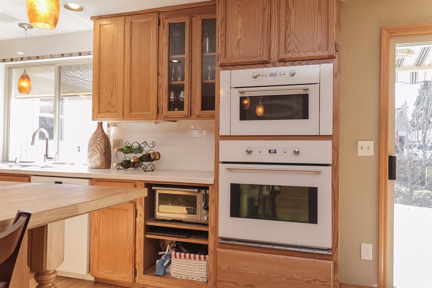 2528 Roberts Road Medford, OR 97504 - Photo 9 of 26 Additional Photo