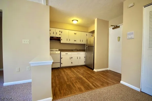 $1,850 | 37 Hill Street, Unit C3, Morristown, NJ 07960