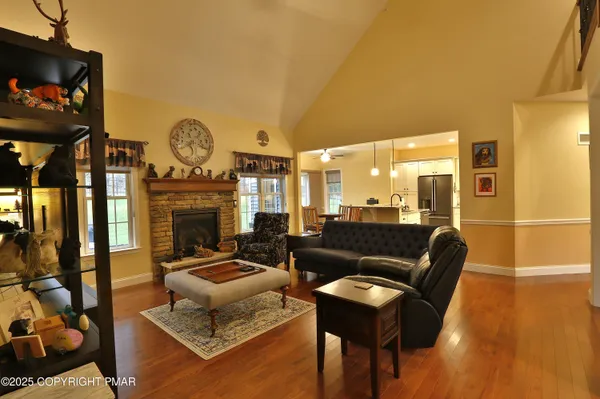 $710,000 | 142 Lexington Lane, Blakeslee, PA 18610