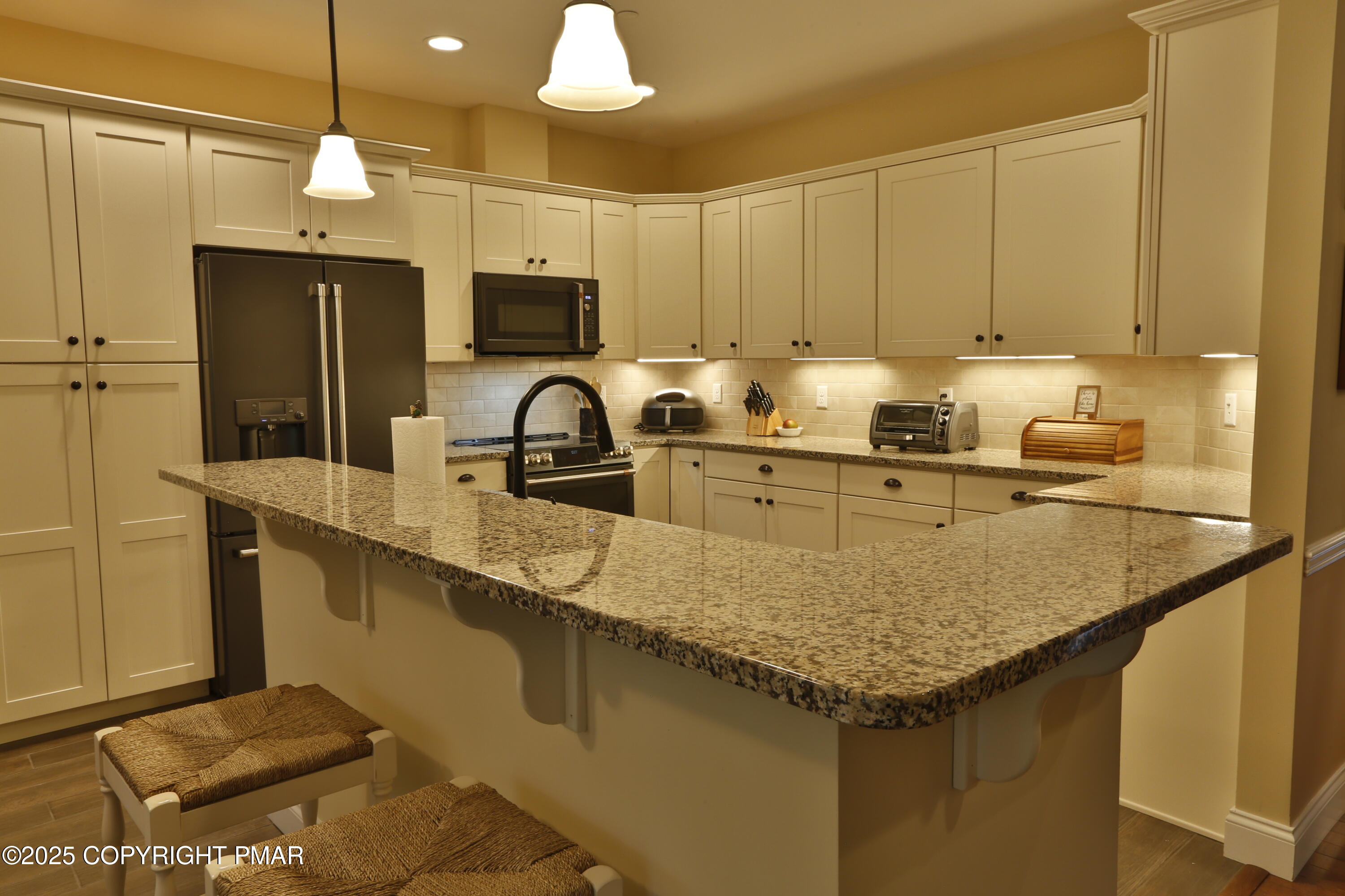 142 Lexington Lane Blakeslee, PA 18610 - Photo 30 of 69 Kitchen