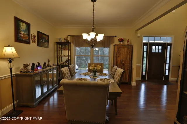 $745,000 | 142 Lexington Lane, Blakeslee, PA 18610